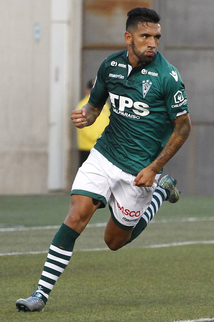 Feyenoord de Holanda entra en la pelea por Ronnie Fernández