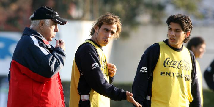“No es buena señal decir que en el plantel extrañan a Valdivia”