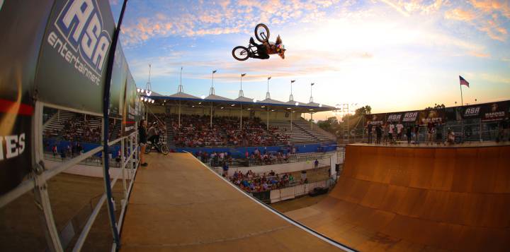 Coco Zurita se prepara para
los "X Games" Austin 2016