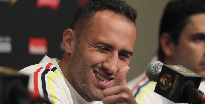 Ospina elogia a Chile: "No cabe duda que son favoritos"