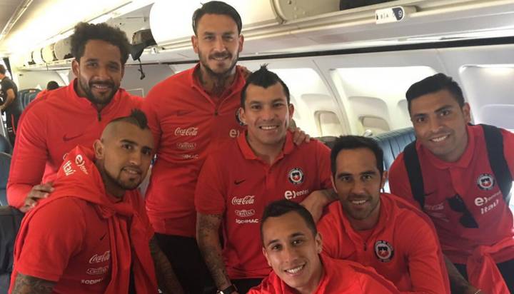 Chile viaja a New Jersey para preparar la final ante Argentina