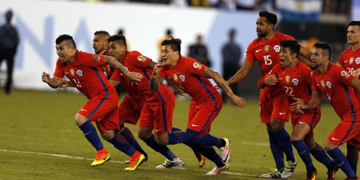 Chile igualó su mejor racha ganadora en llaves directas