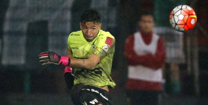 Viana se queda en Jaguares pese a arribo de meta argentino