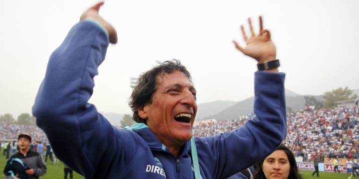 Salas celebra continuidad de Castillo: "Era nuestra prioridad"