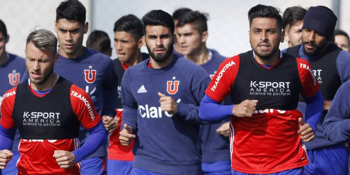 Jonathan Zacaría viaja a Quillota a la espera de su pase