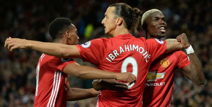 El United disfruta de los goles de Zlatan y la magia de Pogba