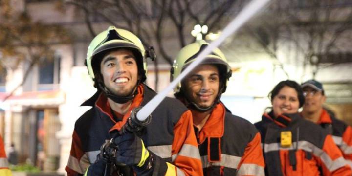 El día como bomberos de los futbolistas de Wanderers