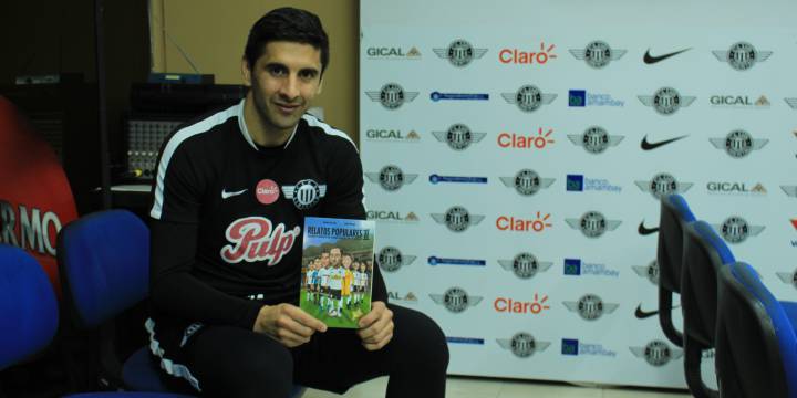 Salcedo: "Me quería quedar en Chile, pero el terremoto nos asustó"