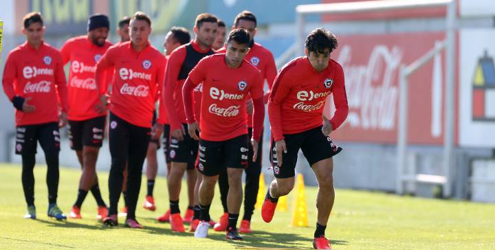 Pizzi piensa en Fernández y Puch para superar a Bolivia