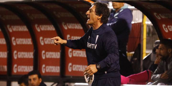 Mario Salas no se confía: "La U tiene fases de juego superlativas"