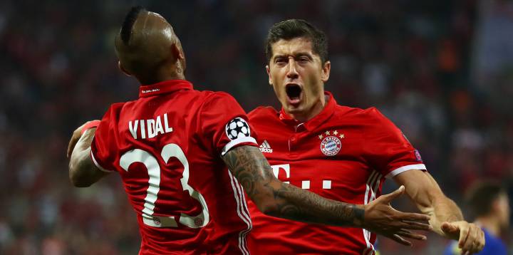 Bayern de Vidal celebra una goleada en su debut ante Rostov