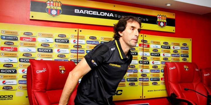 Los 6 técnicos que gustan en la U para reemplazar a Beccacece