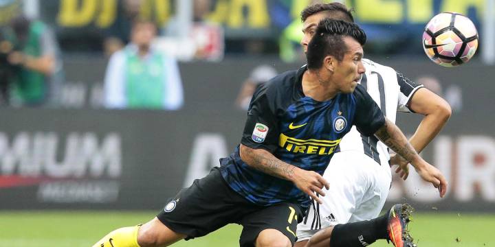 Inter de Gary Medel derrota a la Juventus en el clásico