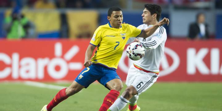 Figura de Ecuador es baja para el duelo ante la selección chilena
