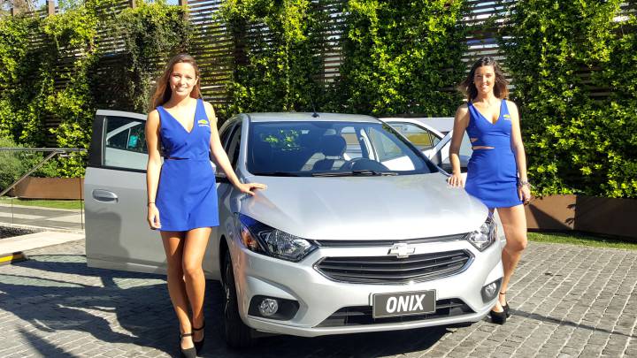 El Chevrolet Onix llega a Chile con total énfasis en la conectividad