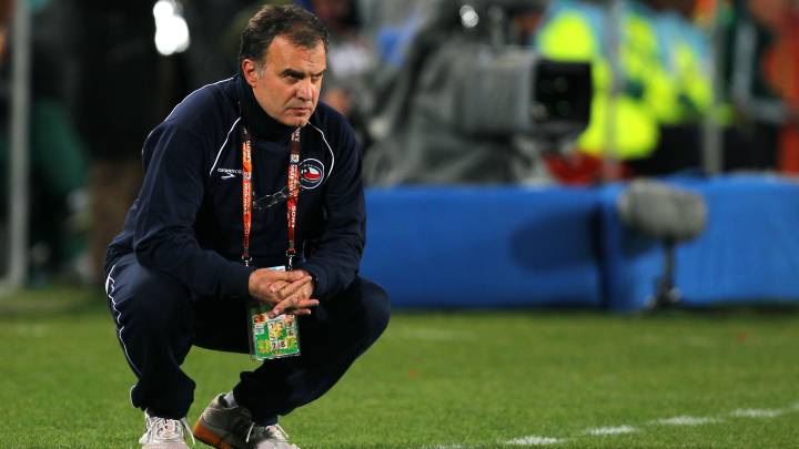 Bielsa se despidió de Chile frente a Uruguay hace seis años