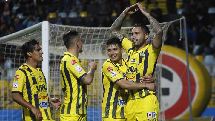 Everton perdona a Audax en Sausalito y deja la serie abierta