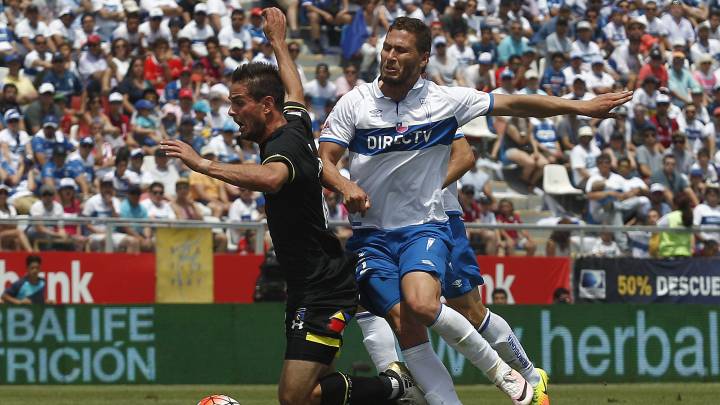 Católica planea blindar a Lanaro ante interés de Colo Colo