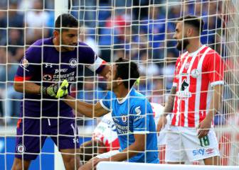 Cruz Azul y Silva celebran ante Necaxa en inicio de Liga MX
