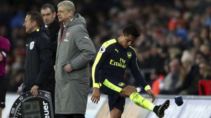 Wenger explica "rabieta" que tuvo Alexis Sánchez tras cambio