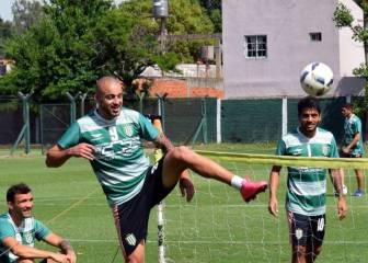 Santiago Silva se desvincula de Banfield y allana su arribo a la UC