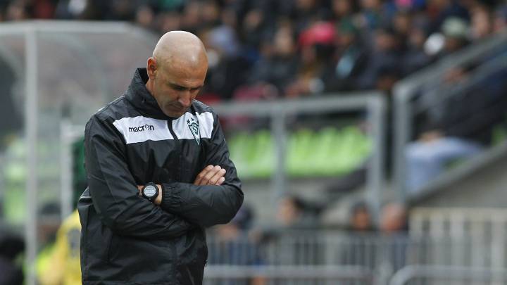 La crítica del DT de Wanderers por la incertidumbre en el torneo