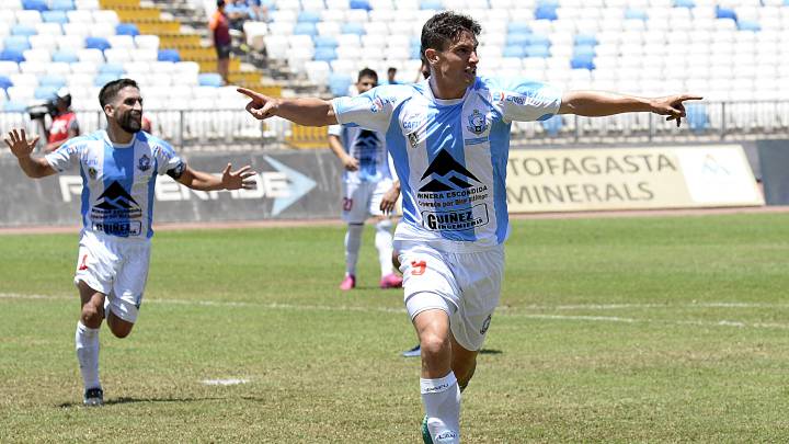 Antofagasta goleó a la UdeC y logra primer triunfo del torneo