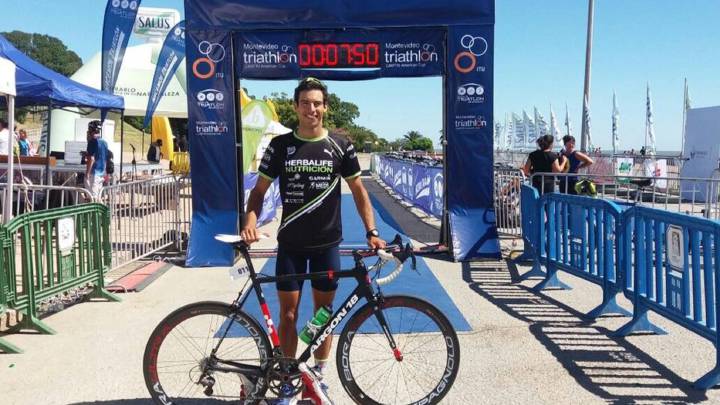 Felipe Barraza fue Top 5 en Triatlón de Montevideo