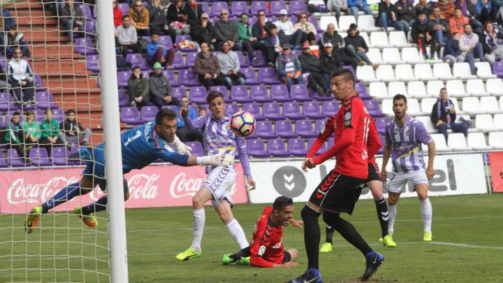 Igor Lichnovsky volvió a jugar y cayó frente a Juan Delgado