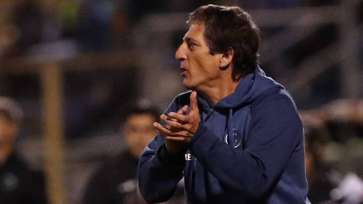 Mario Salas: "Católica llegará peleando al final del torneo"