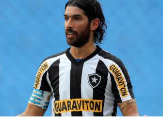 El vínculo de Sebastián Abreu con dos estrellas chilenas