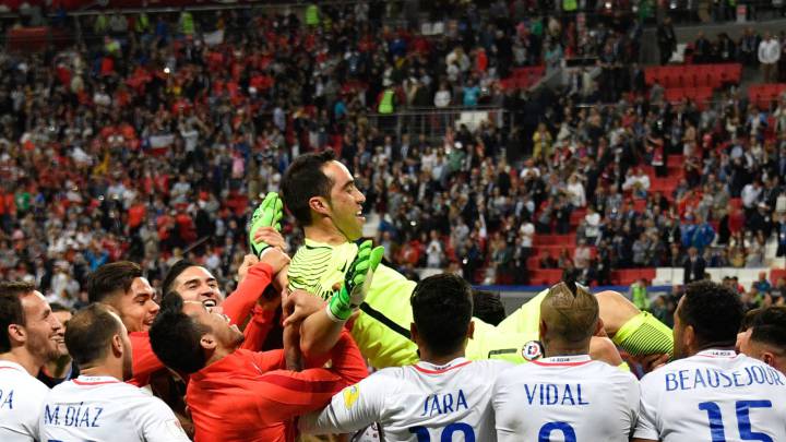 Chile avanzó a la final de la Copa Confederaciones tras derrotar en penales a Portugal, luego de igualar 0-0. Ahora espera por México y Alemania.
