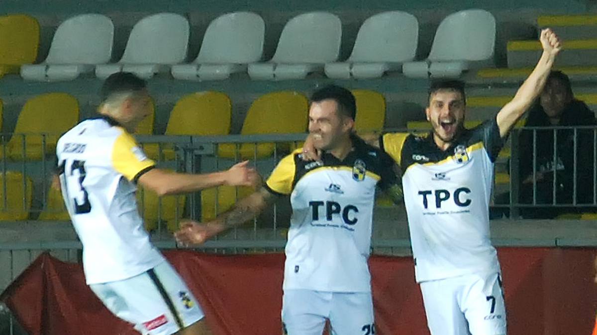 Coquimbo derrotó en guerra de goles a Everton — Pegó primero