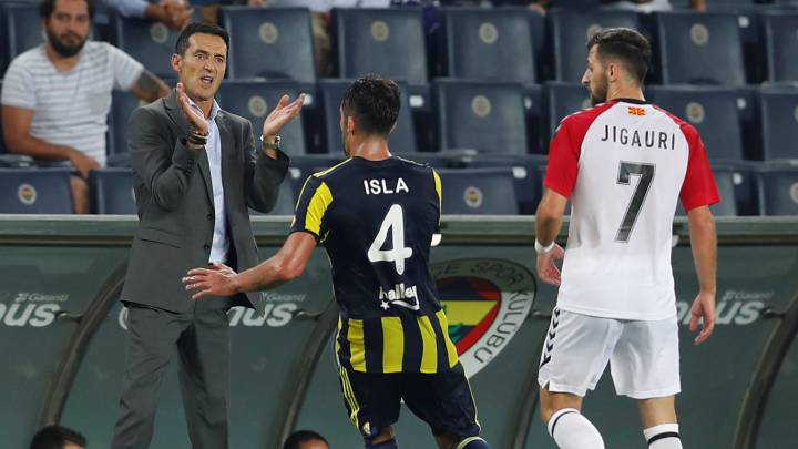 Isla, Junior y Henríquez fueron eliminado de la Europa League