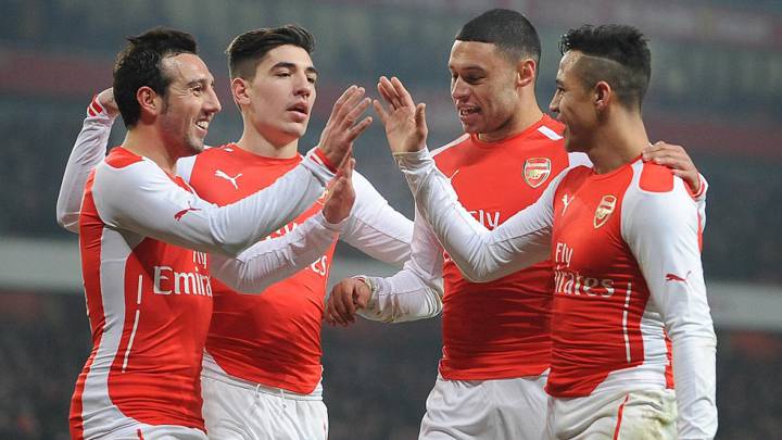 Santi Cazorla es uno de los más cercanos a Alexis Sánchez en Arsenal
