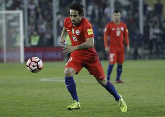 Valdivia desliza crítica a Pizzi y lo compara con la Era Sampaoli