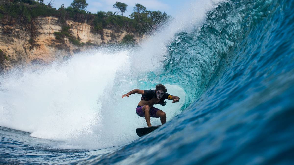 "Aliens Was Here", la increíble película sobre surf en Bali