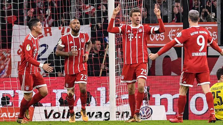 Bayern 2-0 Dortmund: Vidal celebra el paso a cuartos