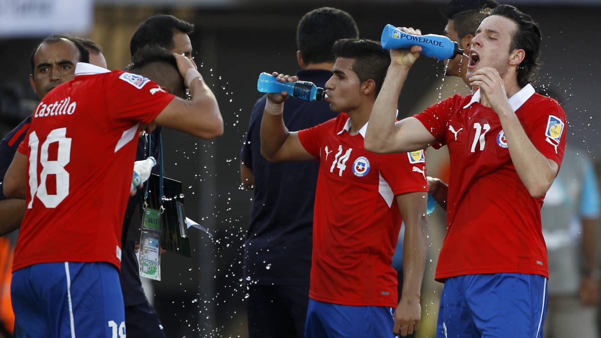 Ángelo Henríquez arriba a Guadalajara para cerrar pase con Atlas Ángelo Henríquez arriba a Guadalajara para cerrar pase con Atlas