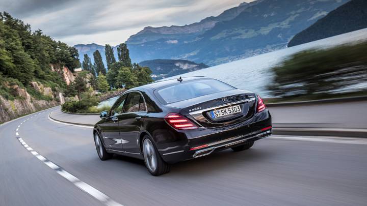 Mercedes Benz presentó su nueva Clase S