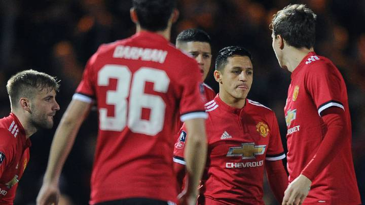 Carrick: "Sánchez está hecho para jugar en el Manchester United"