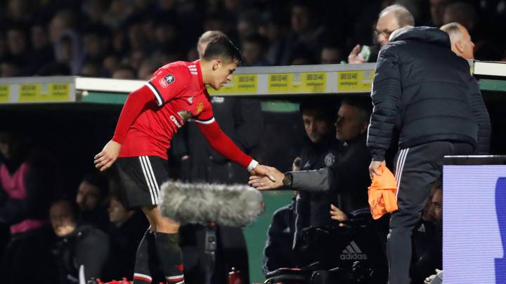 José Mourinho: "Alexis dio todo"