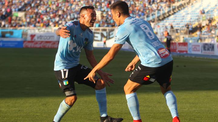 O'Higgins derrotó a Huachipato con doblete de Oroz