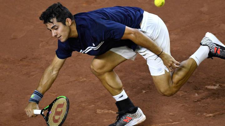 Garín cae luchando ante Schwartzman y Argentina iguala