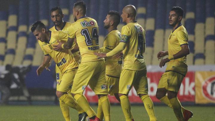 U. de Concepción sigue en racha tras vencer a Everton