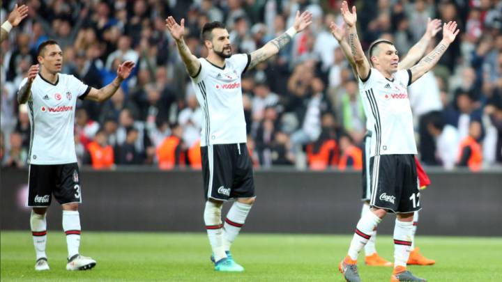 Medel fue titular en nueva victoria del Besiktas