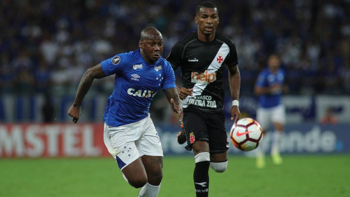 Racing Club chocará contra la Universidad de Chile por la Copa Libertadores Racing Club chocará contra la Universidad de Chile por la Copa Libertadores
