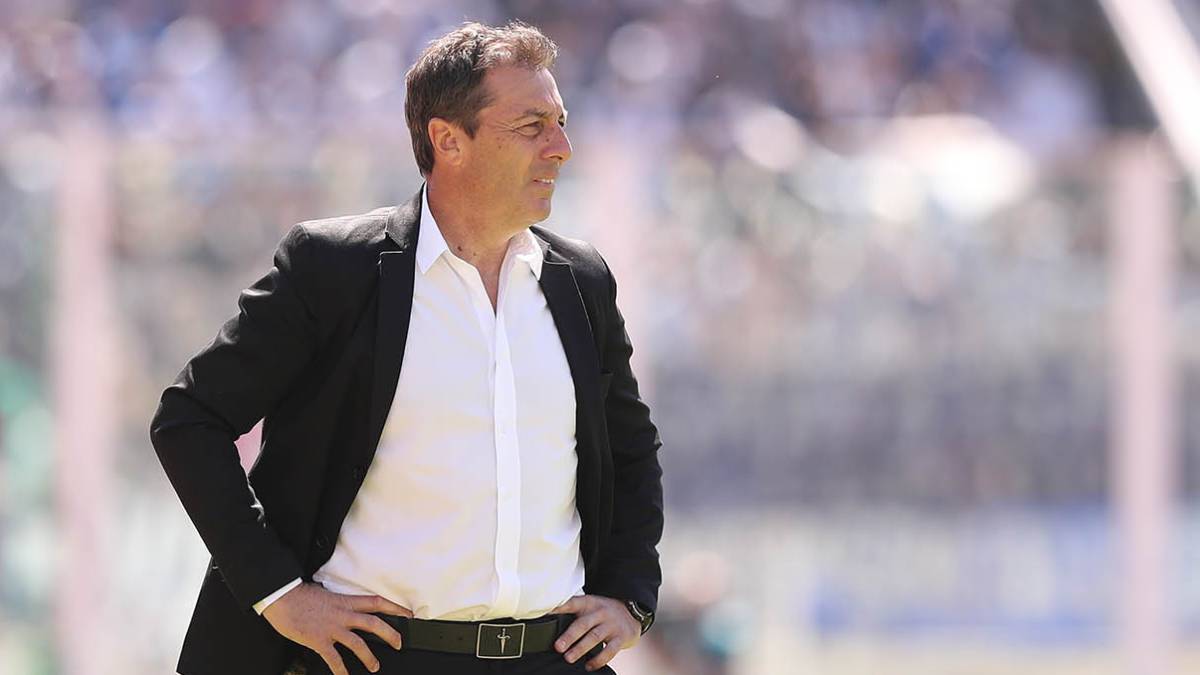 Ronald Fuentes reveló detalles del DT que buscan en Universidad de Chile