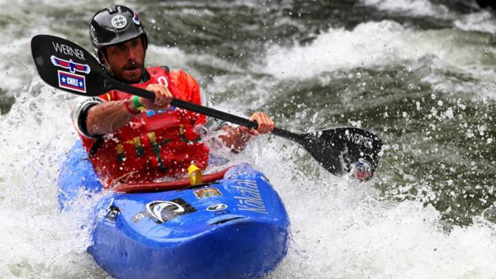 Astorga brilla en reconocido campeonato de kayak en EE.UU.