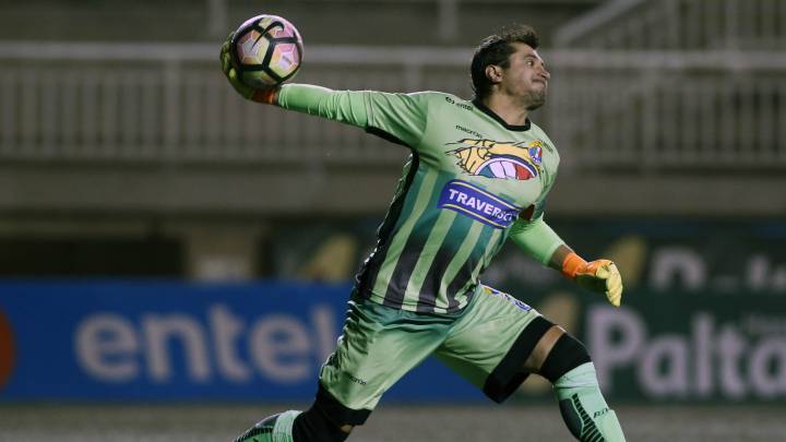 Nicolás Peric se va de Audax y podría partir al extranjero